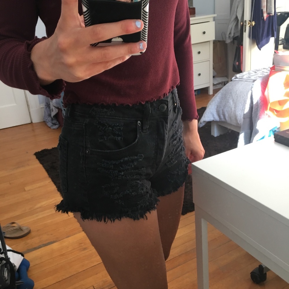 American eagle black shorts